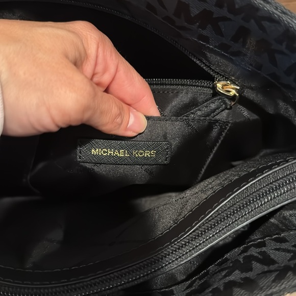 Michael Kors Black jet set signature tote bag purse - Picture 8 of 9